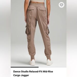 Lululemon Dance Studio Relaxed- Fit Mid-Rise Cargo Jogger size M in Taupetastic
